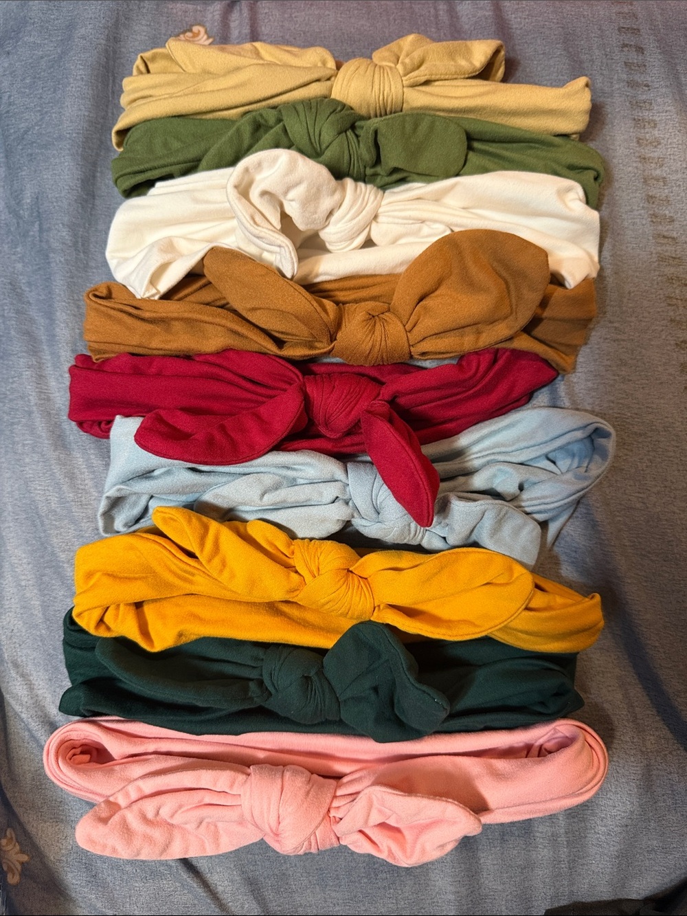Pack of Women's Knotted Fabric Headbands in Mixed Colors